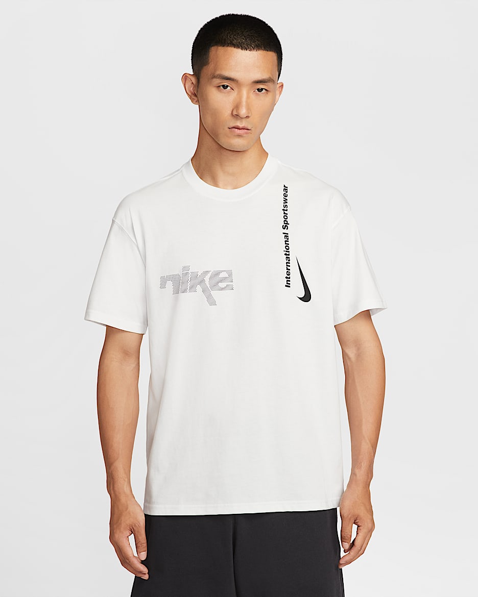 【NIKE】MAX90 ホログラム Tシャツ ルーズフィット NIKE】MAX90 ホログラム Tシャツ ルーズフィット (Nike/Tシャツ